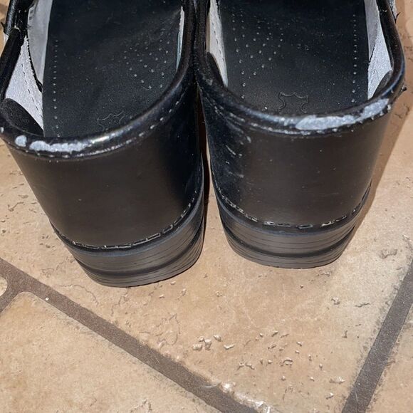 Dansko Matte Black Cabrio Clogs - Picture 7 of 8